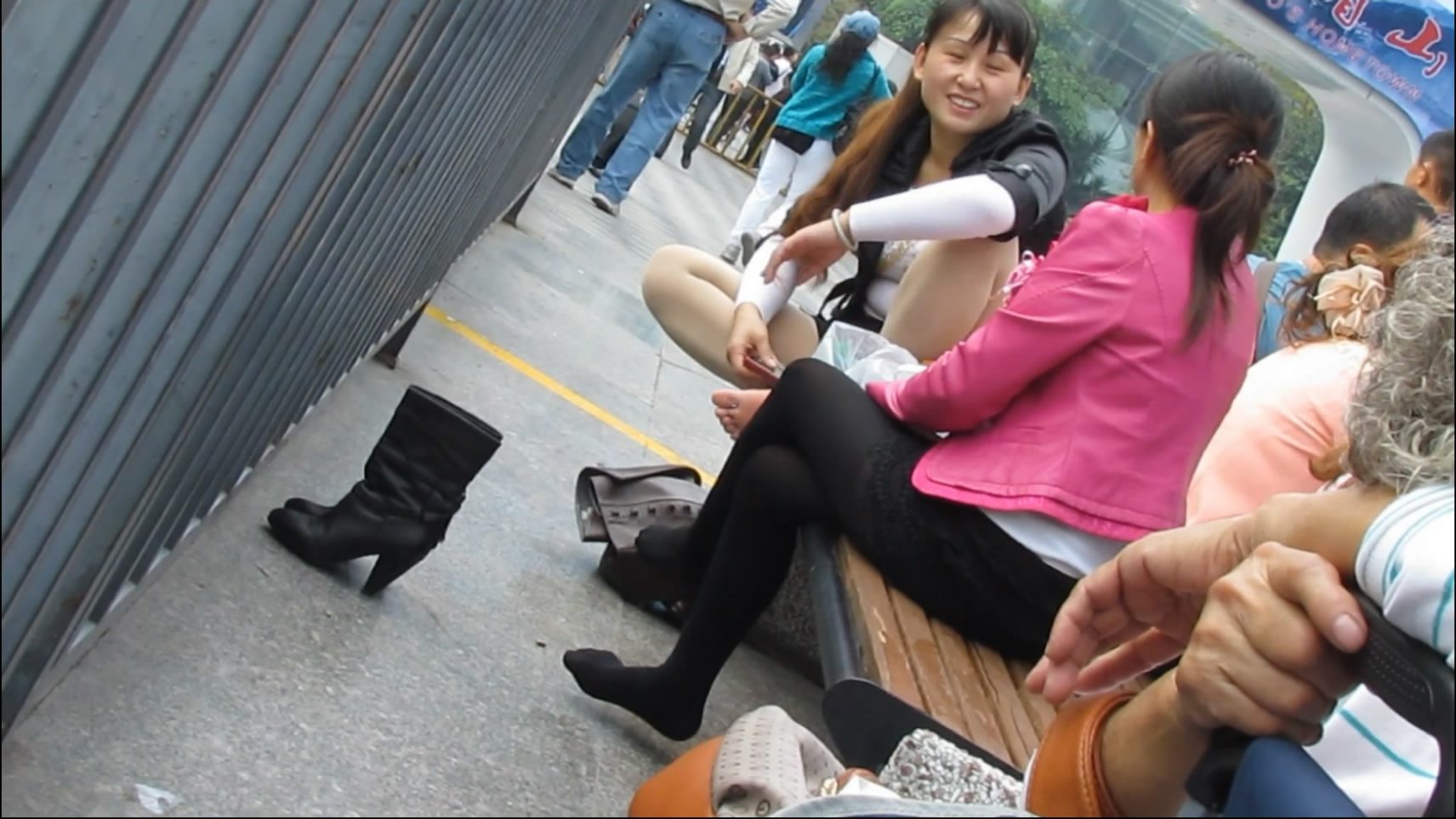 streetsnapshoep[00 01 33][20181210 194107 9]